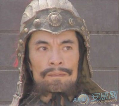 头有反骨