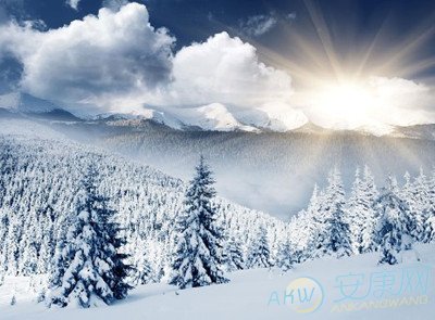 梦见六月下雪是什么征兆梦见下雪是什么征兆