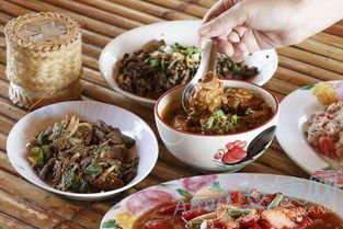 各国奇葩风俗-泰国用勺子进食
