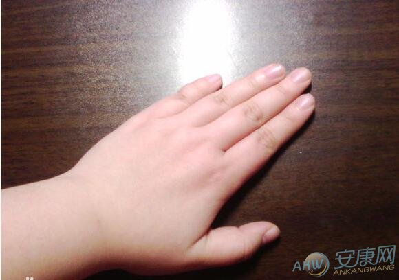[小拇指短在手相中代表什么]小拇指短在手相中代表什么